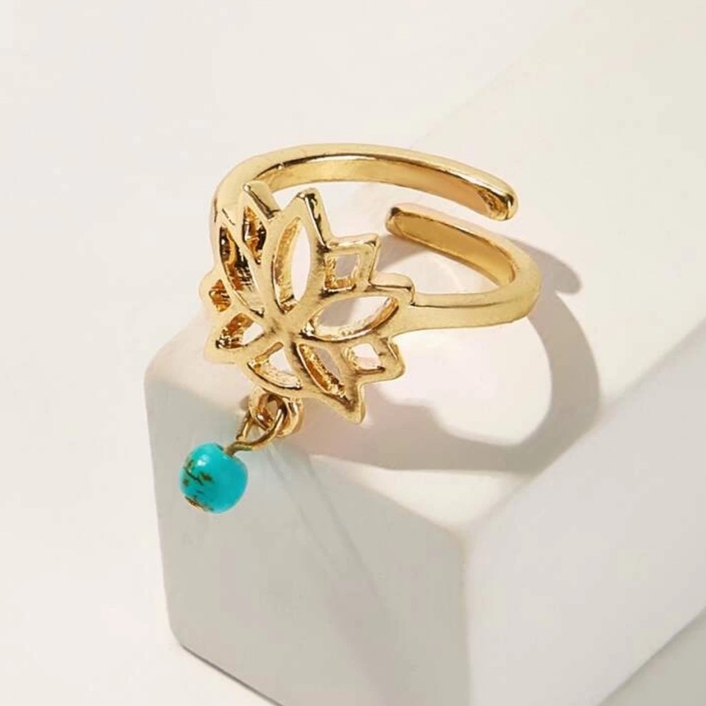 3/$30 Gold Lotus & Bead Toe Ring - Picture 3 of 6